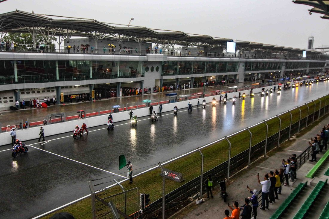 Carrera marcada por la luvia