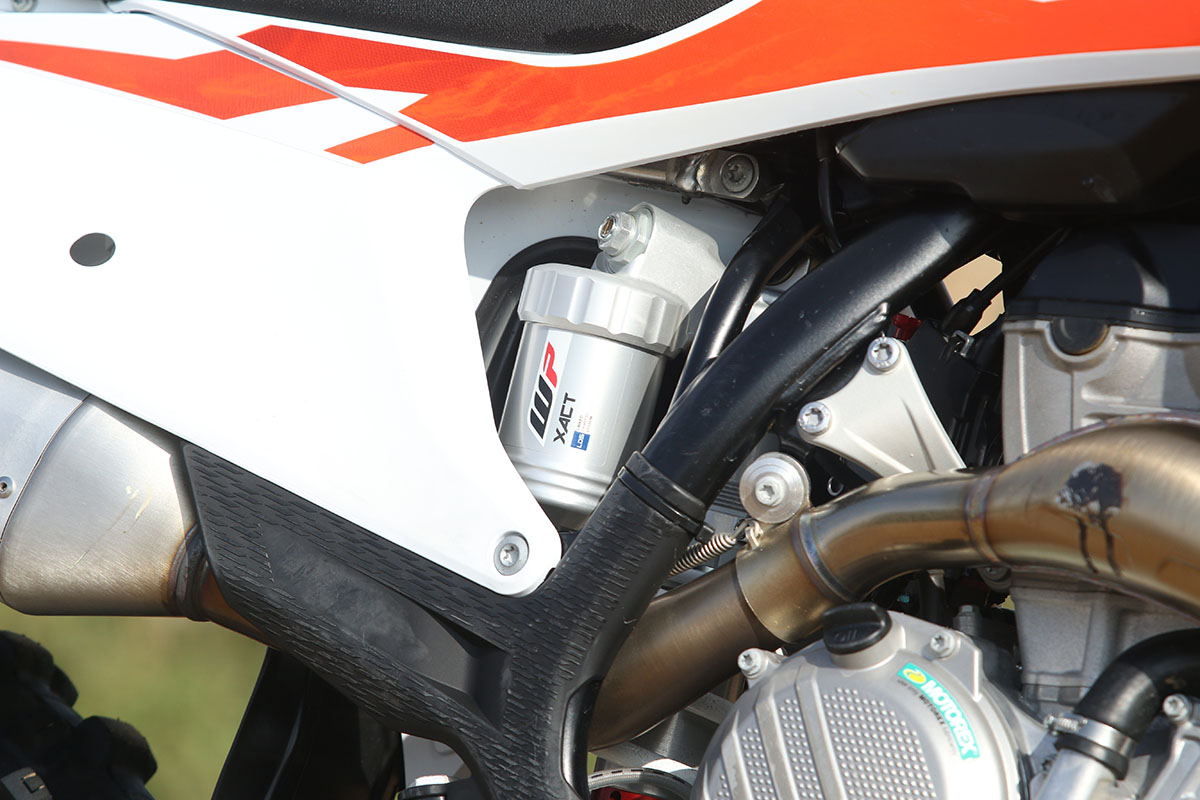 KTM 350 SX-F 2020: amortiguador trasero