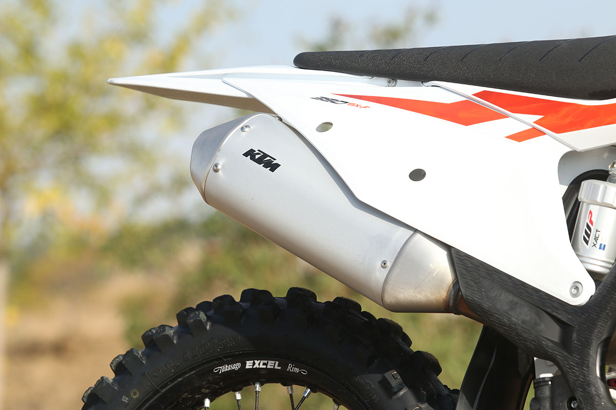 KTM 350 SX-F 2020: escape