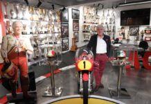 Giacomo Agostini en su museo