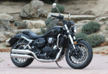Prueba MITT 440 Custom Black. Planta custom.