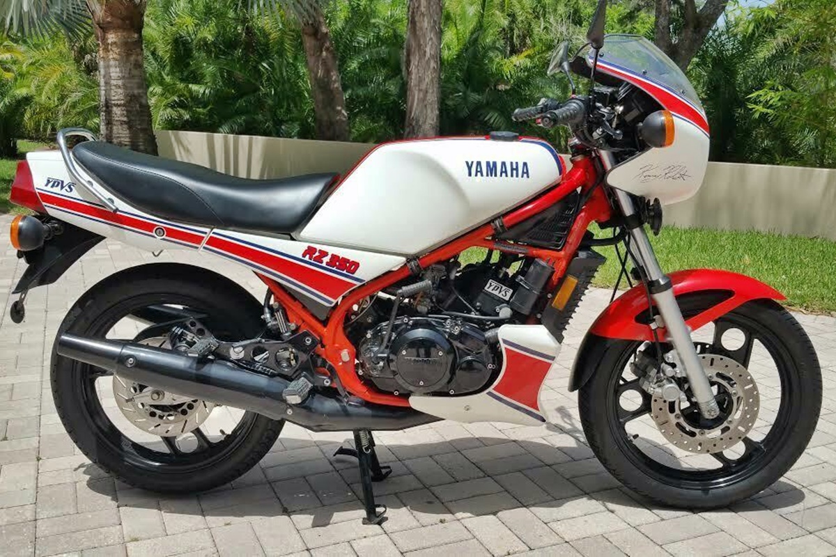 Yamaha RZ350 Kenny Roberts de 1985