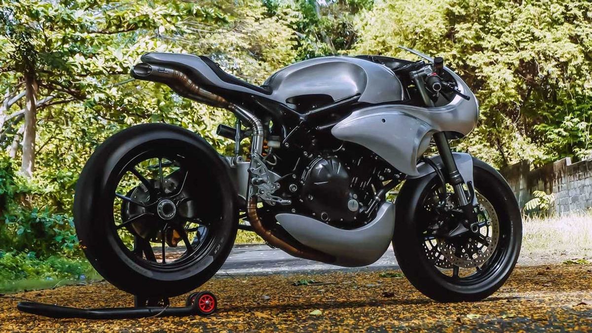 Kawasaki ER6n AMS Custom Shop