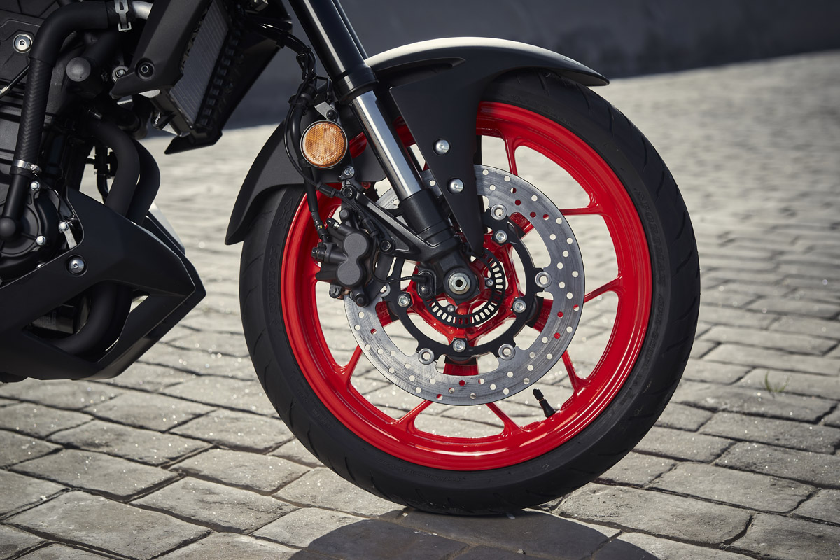 Horquilla invertida Kayaba de nueva factura para la Yamaha MT-03 2020