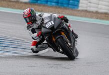 Haslam en pista con la CBR