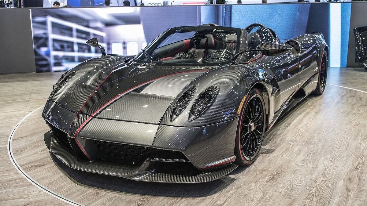Lorenzo se compra un Pagani Huayra Roadster
