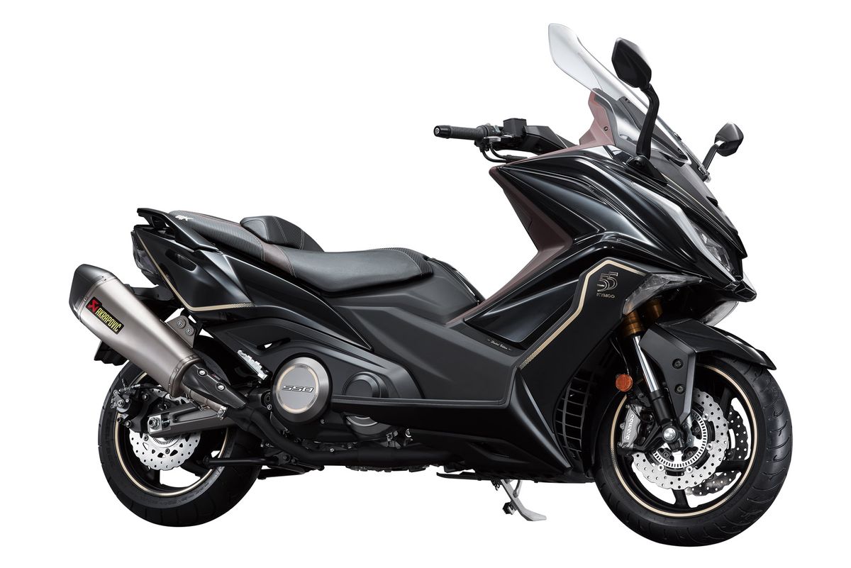 KYMCO AK 550
