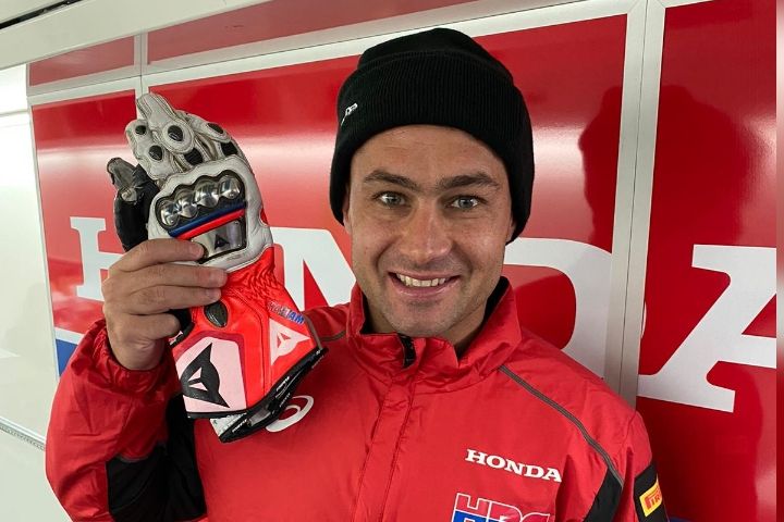 Guantes de Leo Haslam