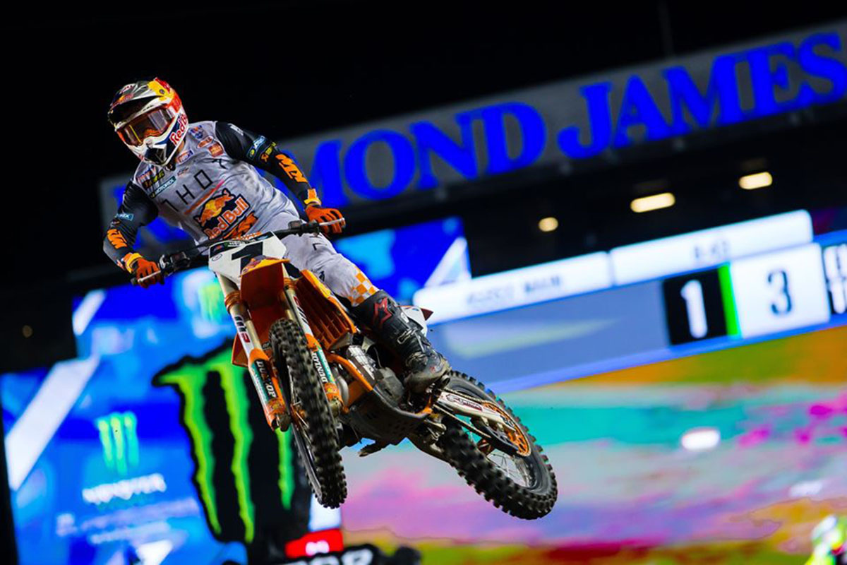 Cooper Webb sigue metido de lleno en la lucha por el título