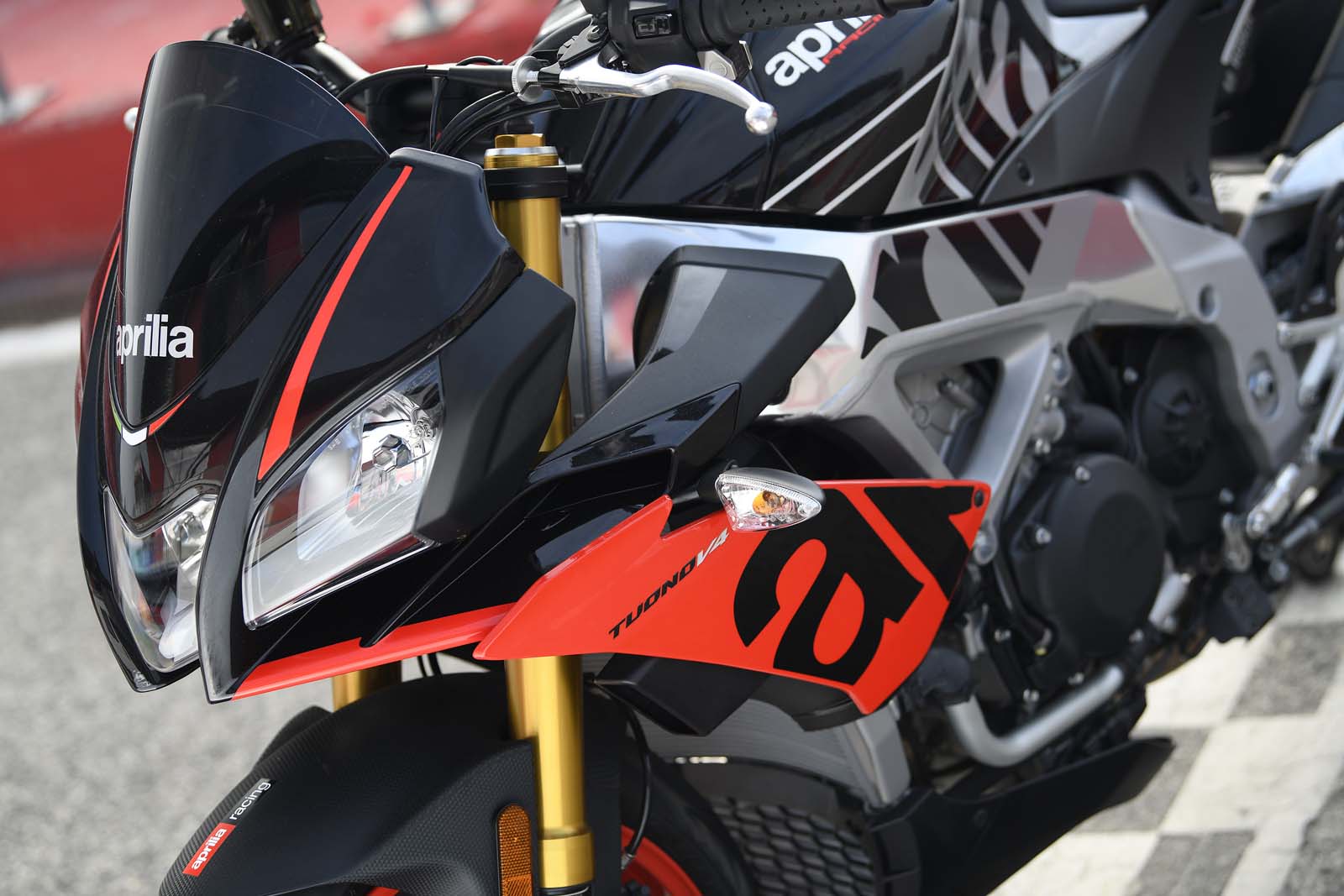 Aprilia Tuono V4 1100 2018