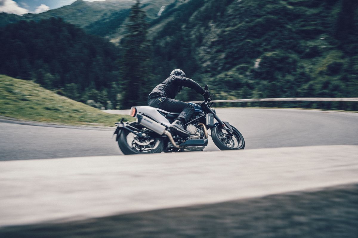 Husqvarna Vitplien 701 2020