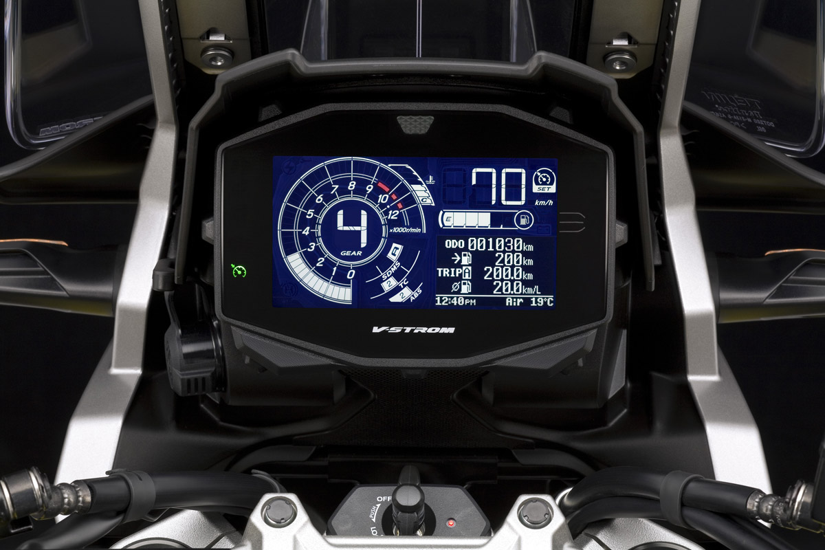 Instrumentación con pantalla LCD de la Suzuki V-Strom 1050 XT 2020