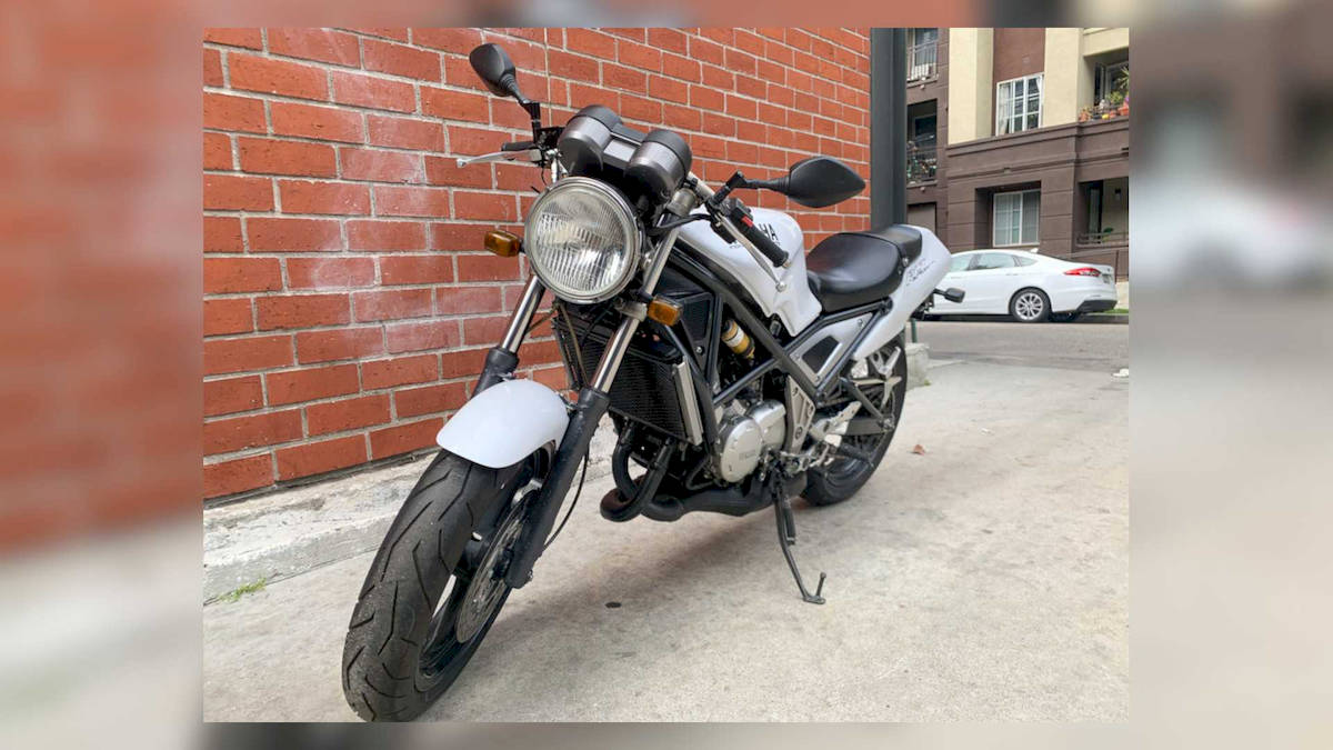 1991-yamaha-r1-z_5