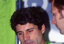 Lavilla en su época de piloto Kawasaki