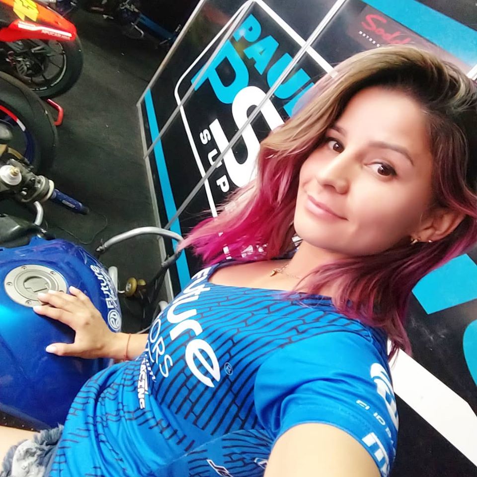 Indy Muñoz (selfie)