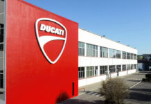Fachada principal de la fábrica Ducati