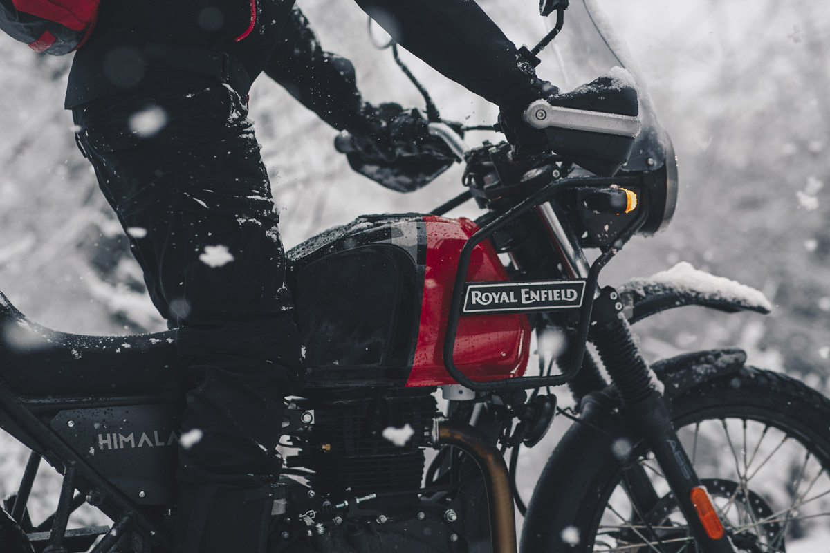 Nevada con la Royal Enfield Himalayan Rock Red 2020