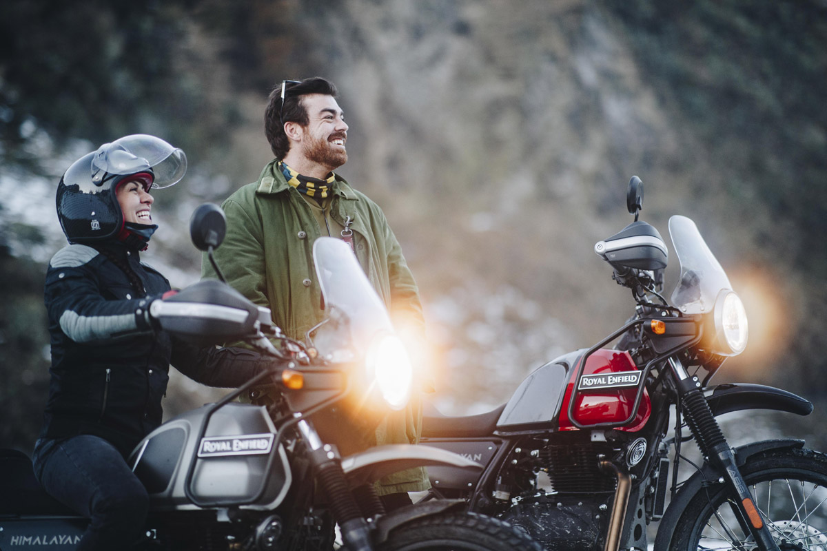 Royal Enfield Himalayan Gravel Grey y Rock Red 2020