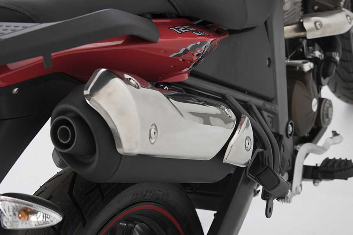 um_motorcycles_dsr_adventure_escape_2020