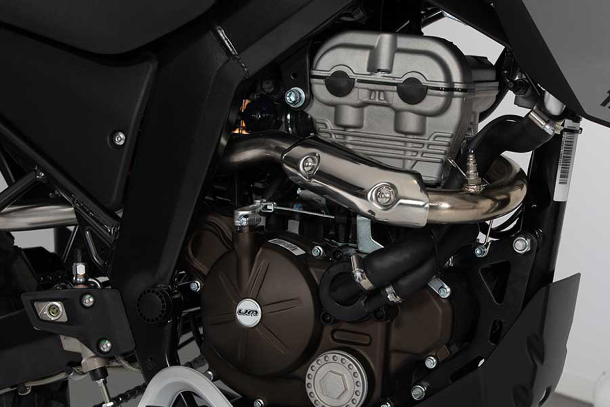um_motorcycles_dsr_adventure_tt_motor_2020