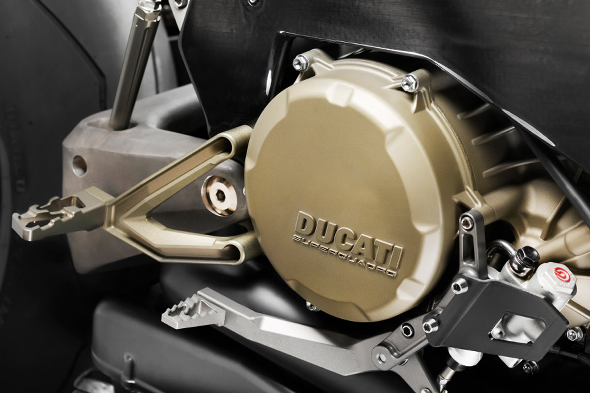 Motor Ducati con 205 CV para la Vyrus Alyen 988