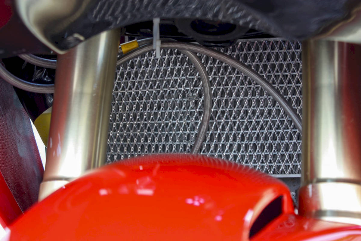 honda_rvf400_nc35_tyga_8