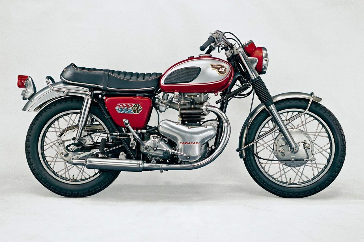 Kawasaki W1 - 1965