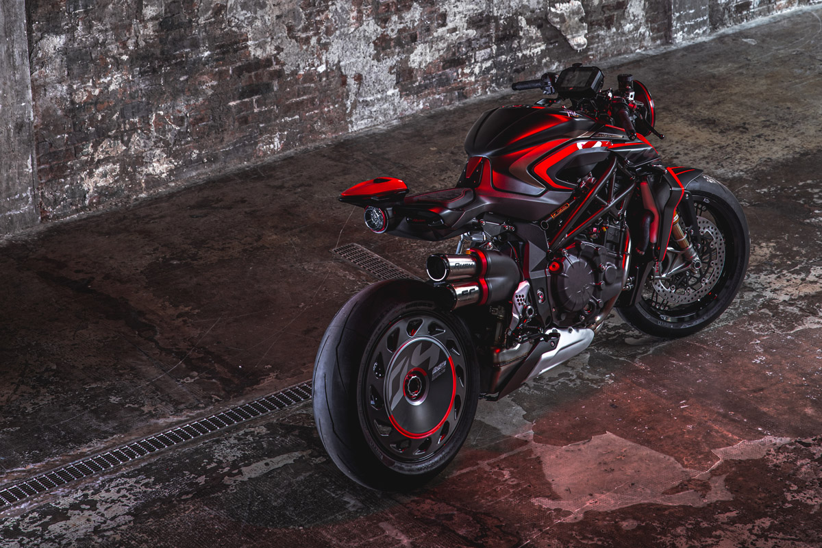 mv_agusta_rush_1000_2020_03