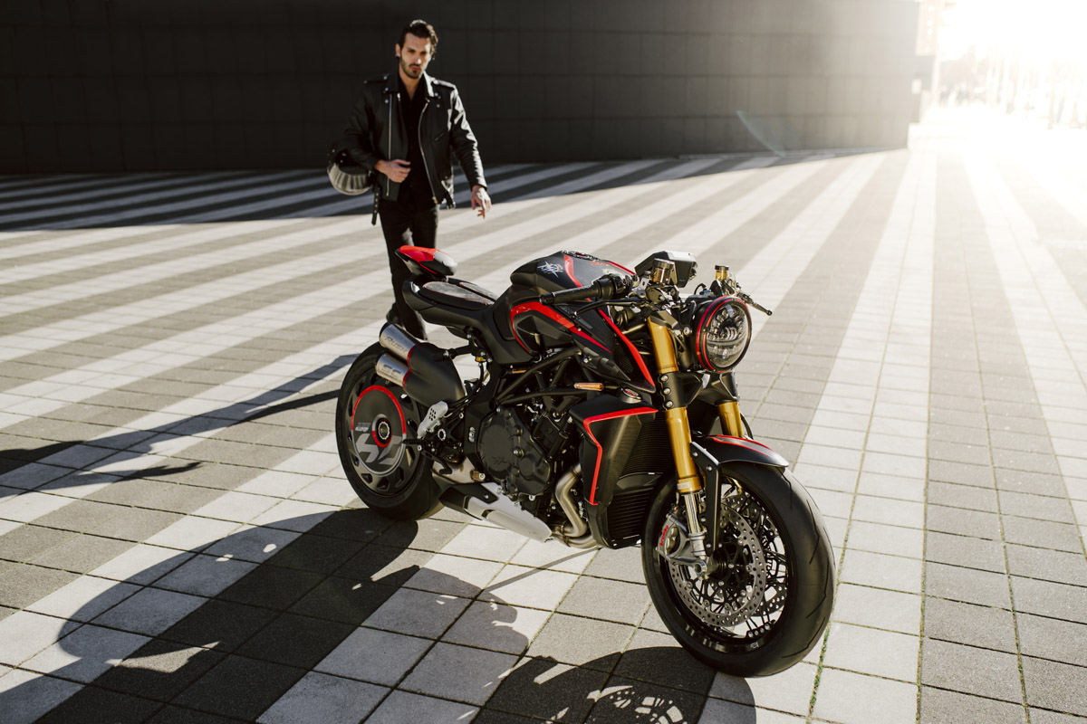 mv_agusta_rush_1000_2020_04