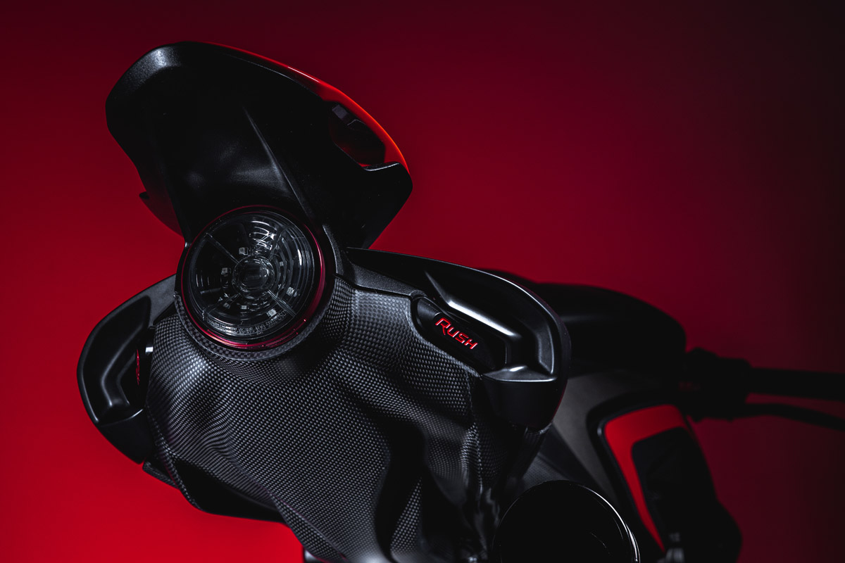 mv_agusta_rush_1000_2020_05