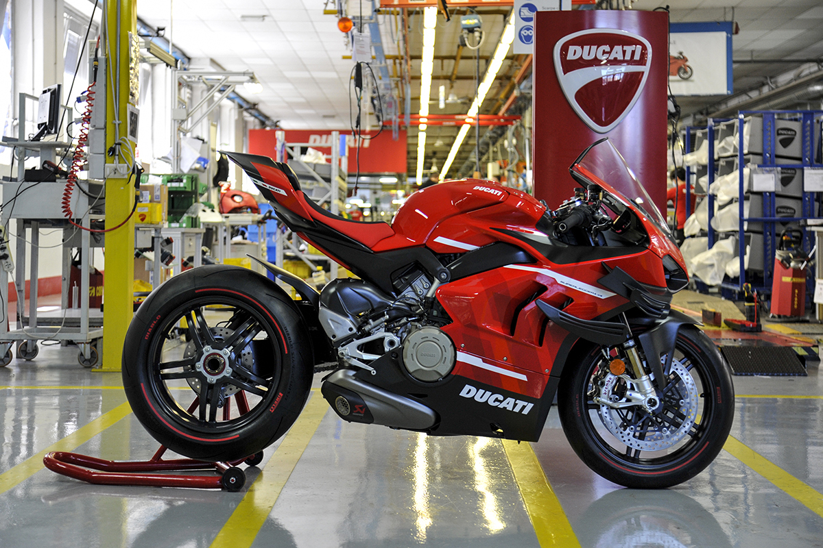 La Ducati Superleggera V4 #001 en la fábrica