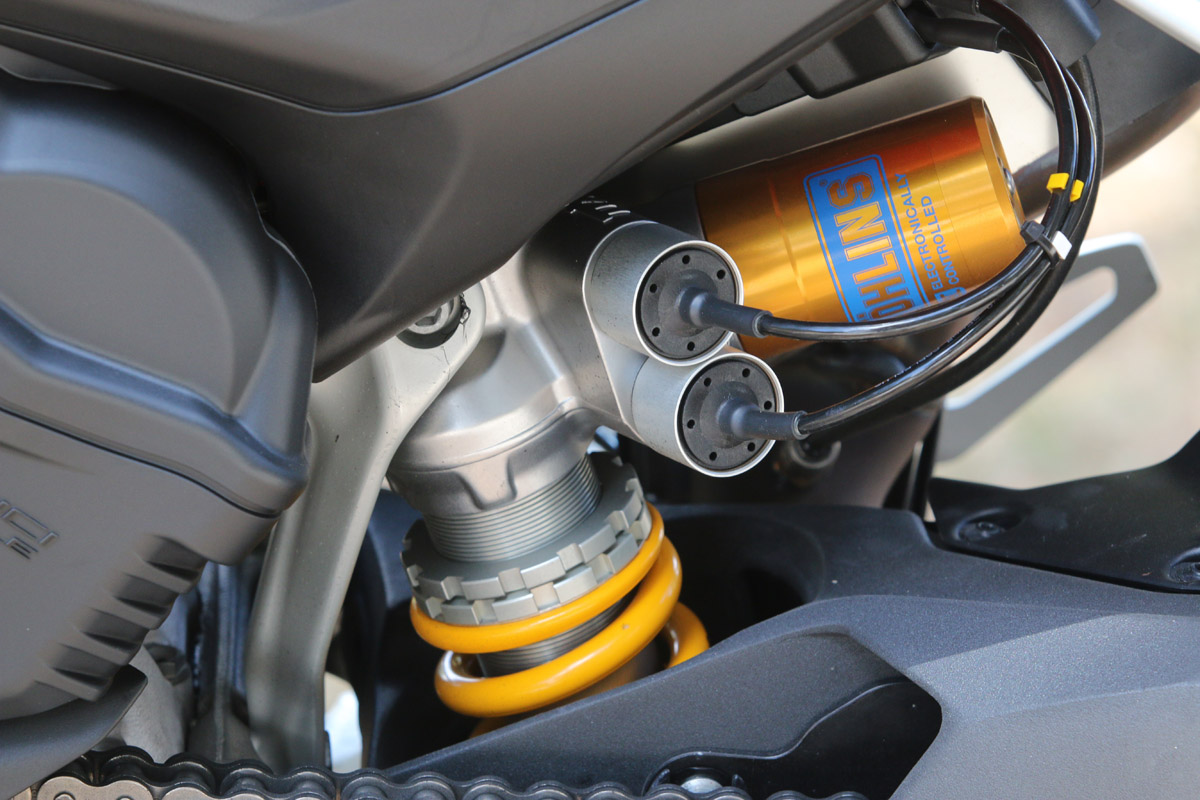 Amortiguador trasero electrónico Öhlins TTX36 Smart EC 2.0 de la Ducati Streetfighter V4 S