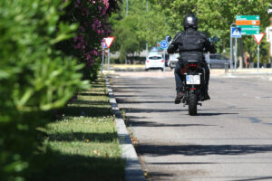 La moto se comporta a la perfección en carretera y en ciudad