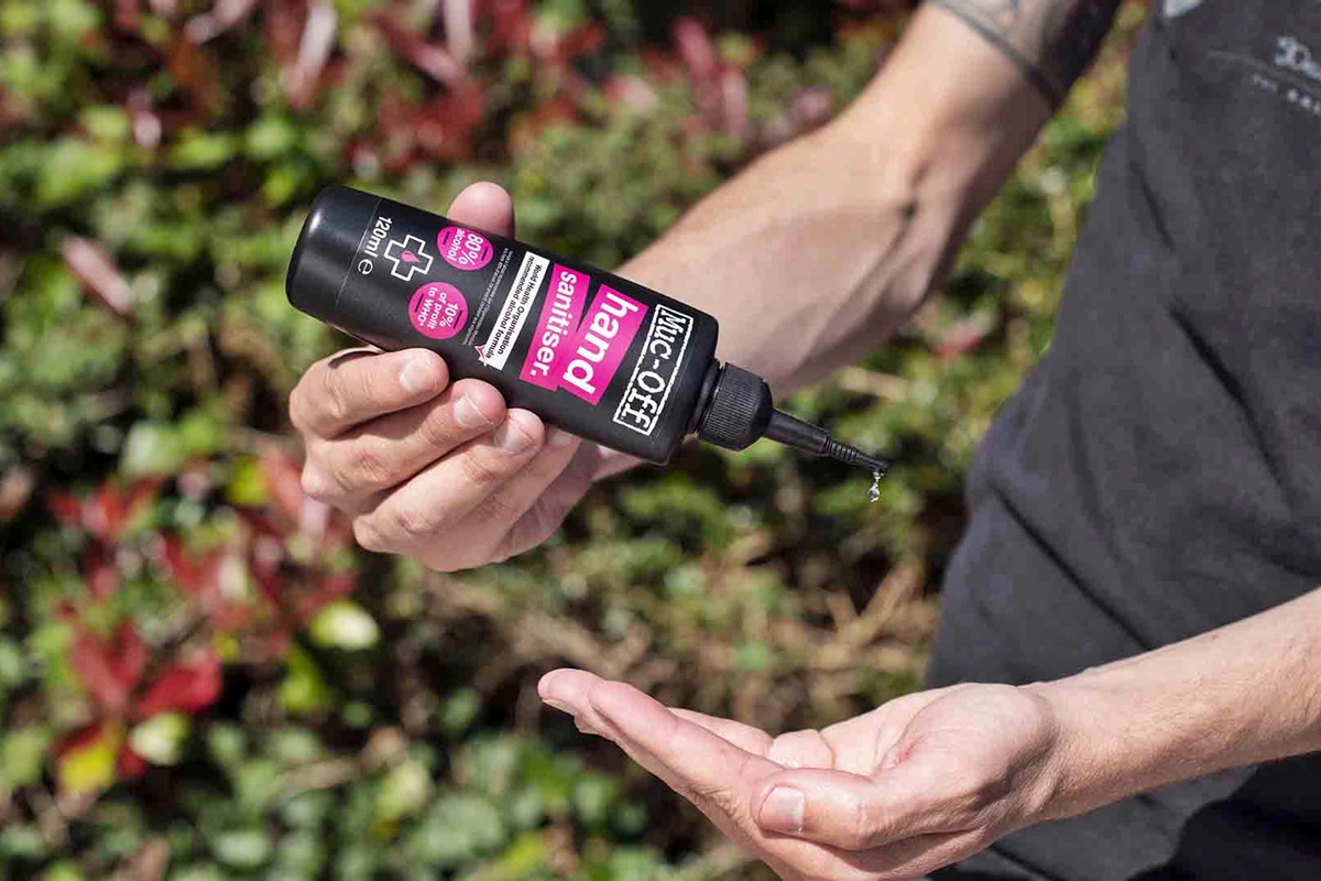 Muc-Off gel limpiador de manos