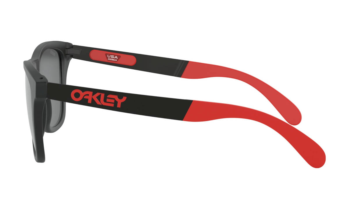 ndp_oakley_frogskin_marc_3