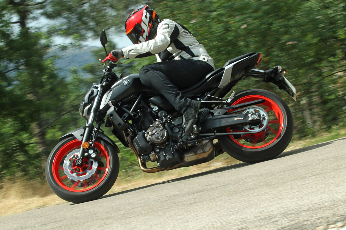 yamaha_mt07_2020_06