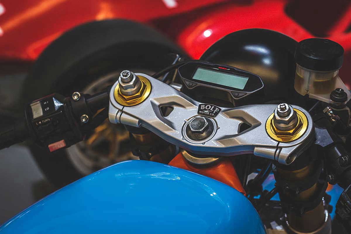 yamaha_rd_350_bolt_1