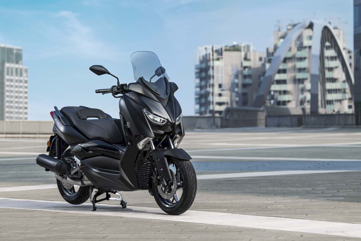 yamaha_xmax_125_40
