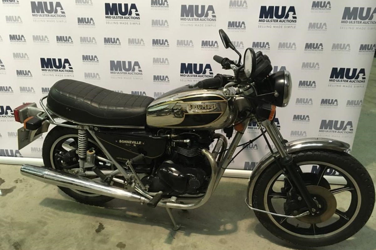 Triumph Bonneville T140 Royal Limited Edition