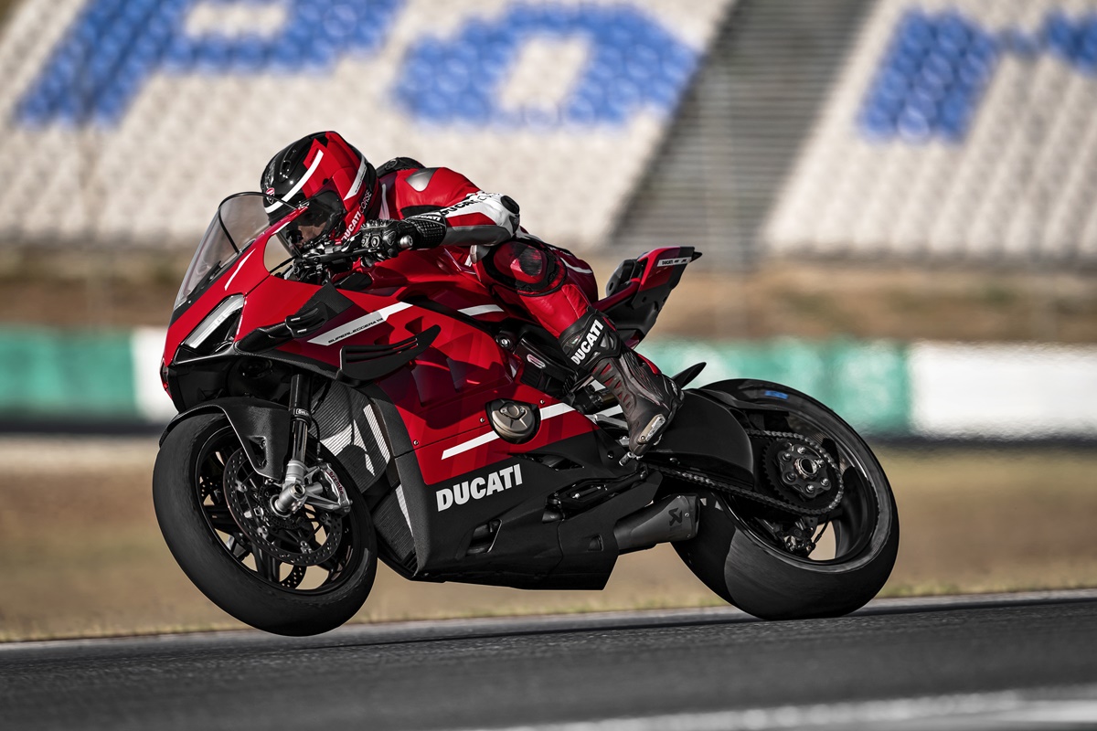 Pirelli Diablo Supercorsa SP para la Superleggera