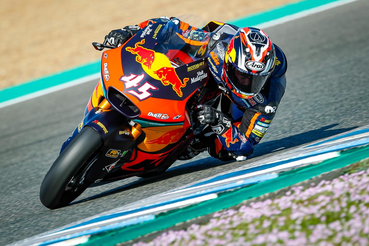 Nagashima sale de Jerez reforzado como líder