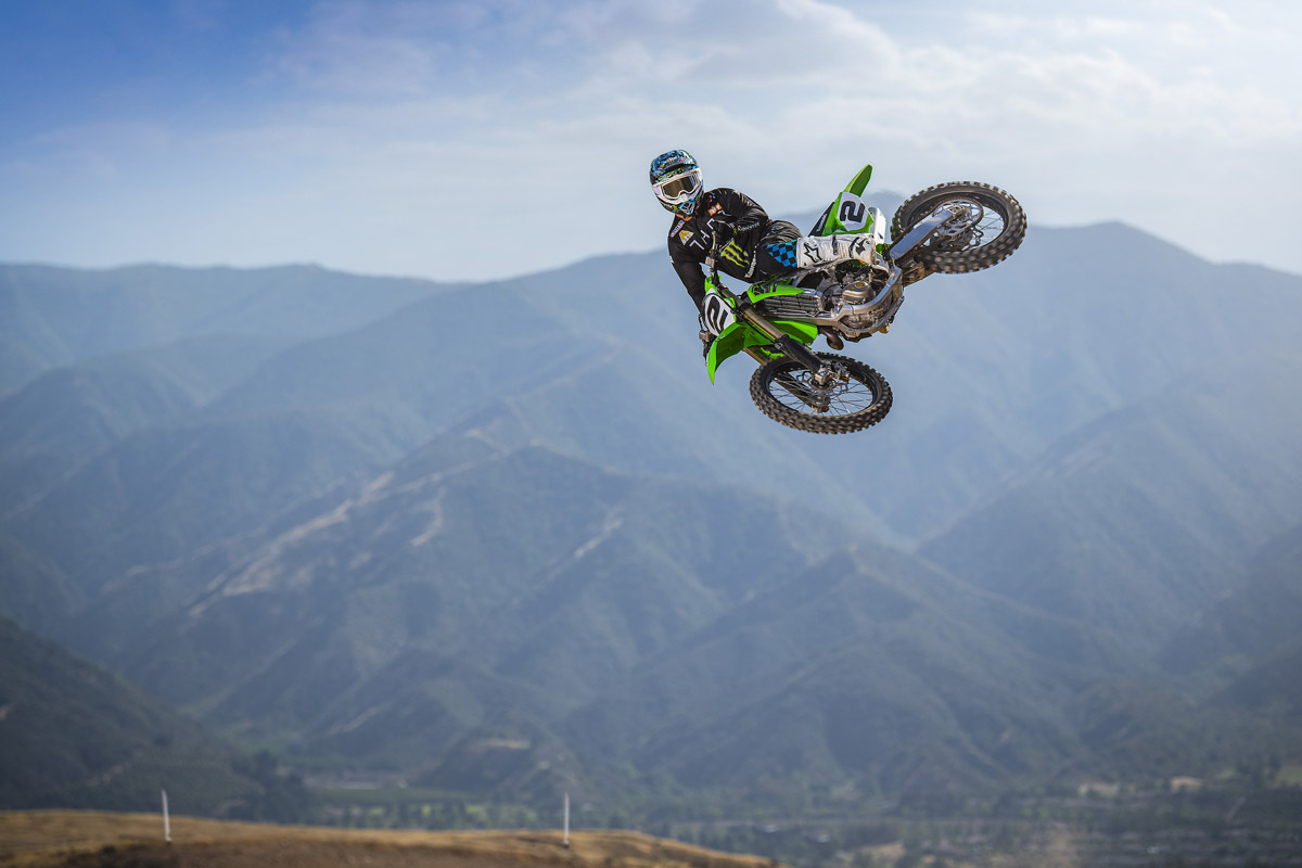 Volando con la Kawasaki KX450 2021