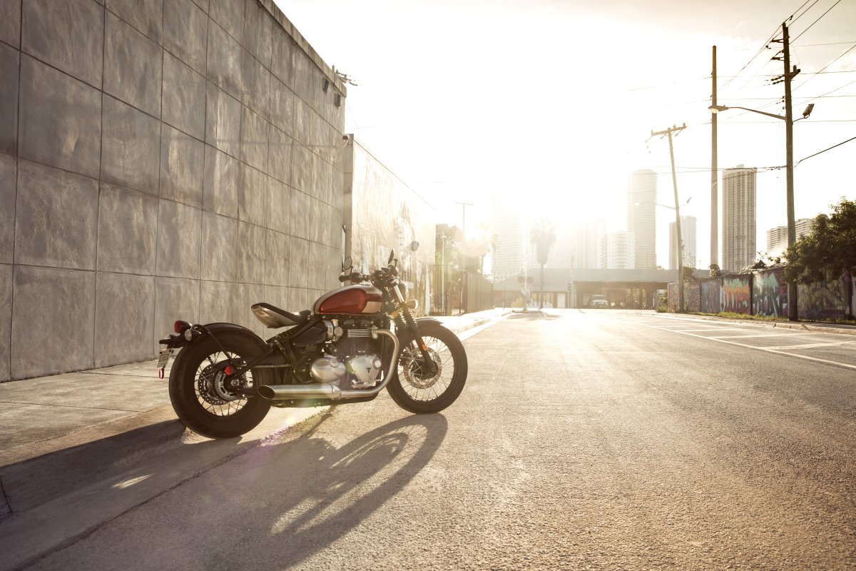 triumph_bobber_2