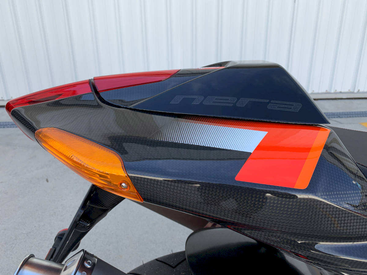 aprilia_rsv1000r_nera_-_2