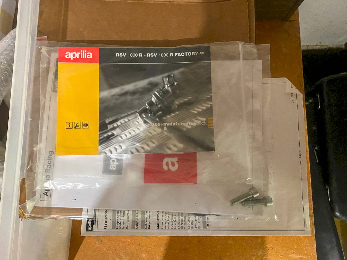 aprilia_rsv_nera_extras_-_2
