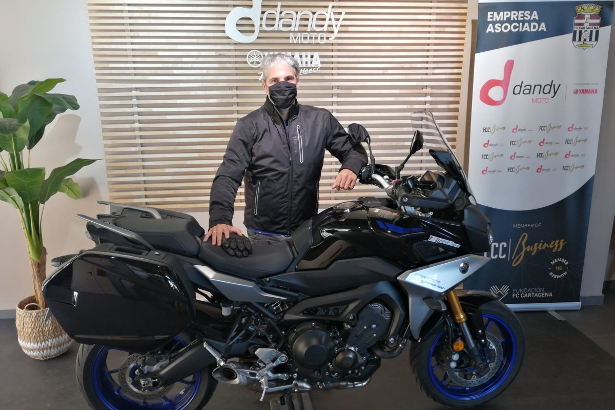 Recogida de la Yamaha Tracer 900 GT en Dandy Motos (Murcia)
