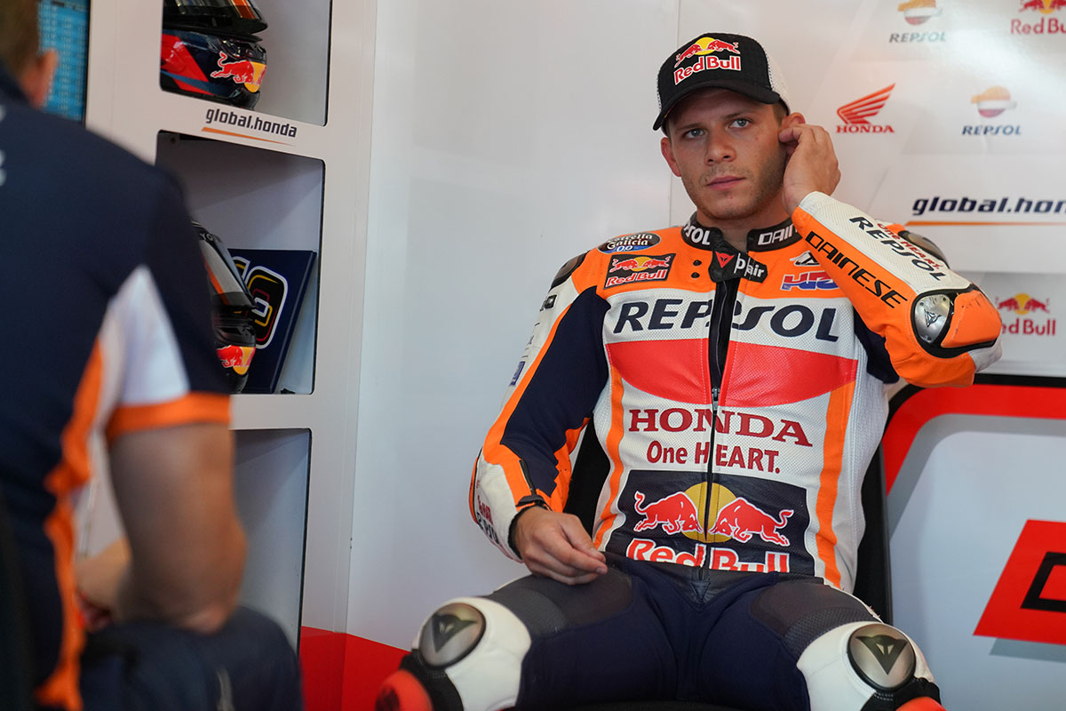 Bradl cubre el hueco de Marc Márquez mientras este se recupera