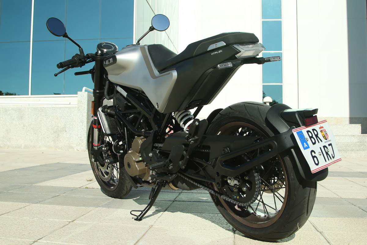 Basculante reforzado de aluminio para la Husqvarna Vitpilen 401