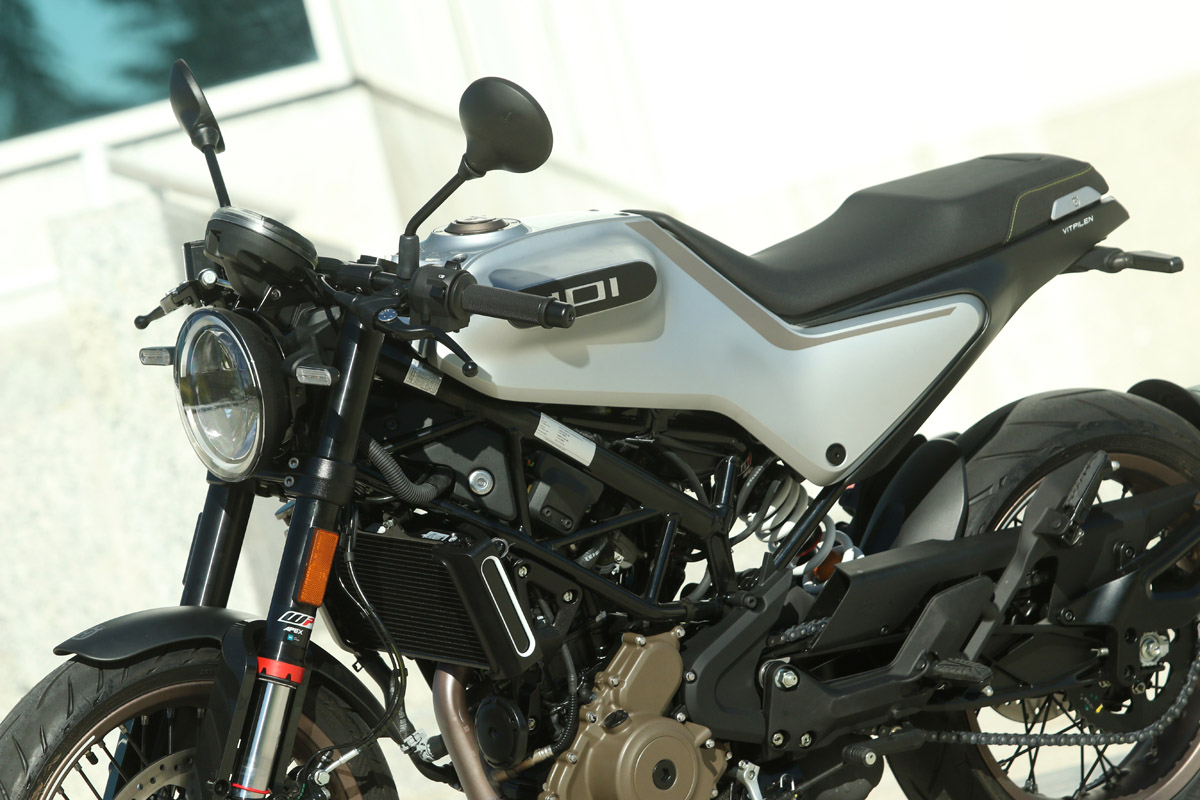 Carrocería de 3 piezas en la Husqvarna Vitpilen 401