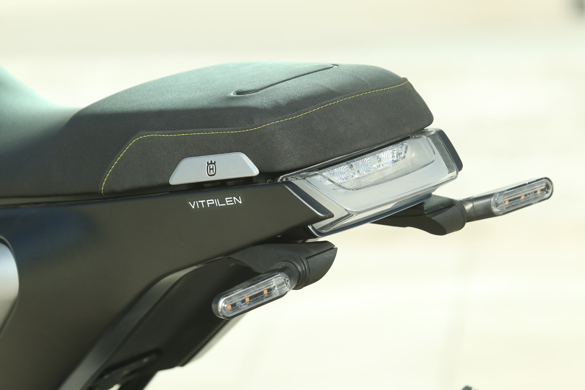 Óptica trasera de la Husqvarna Vitpilen 401
